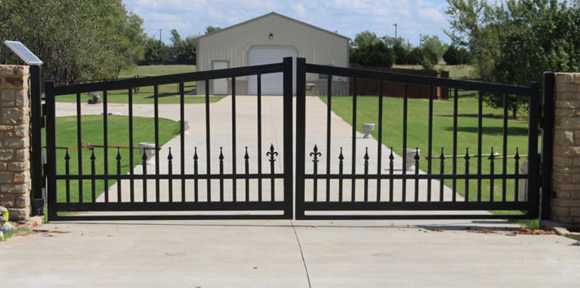 Oak Park Swing Driveway Gate Repair